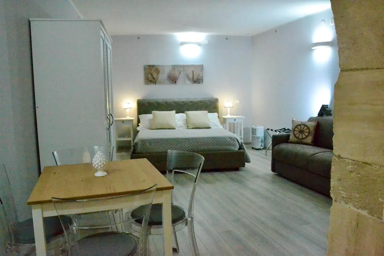 Ortys Casa Vacanze Syracuse Apartment